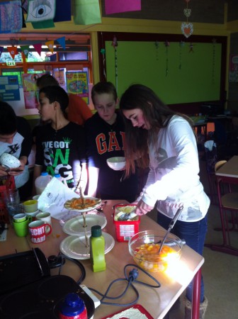 Als toetje: ijs met vruchten. Hmm...