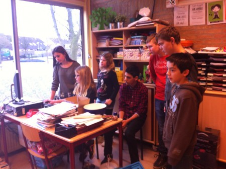 De eindopdracht wordt ingestudeerd.