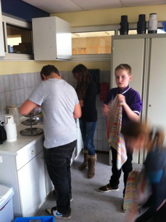 En natuurlijk weer de vaat.